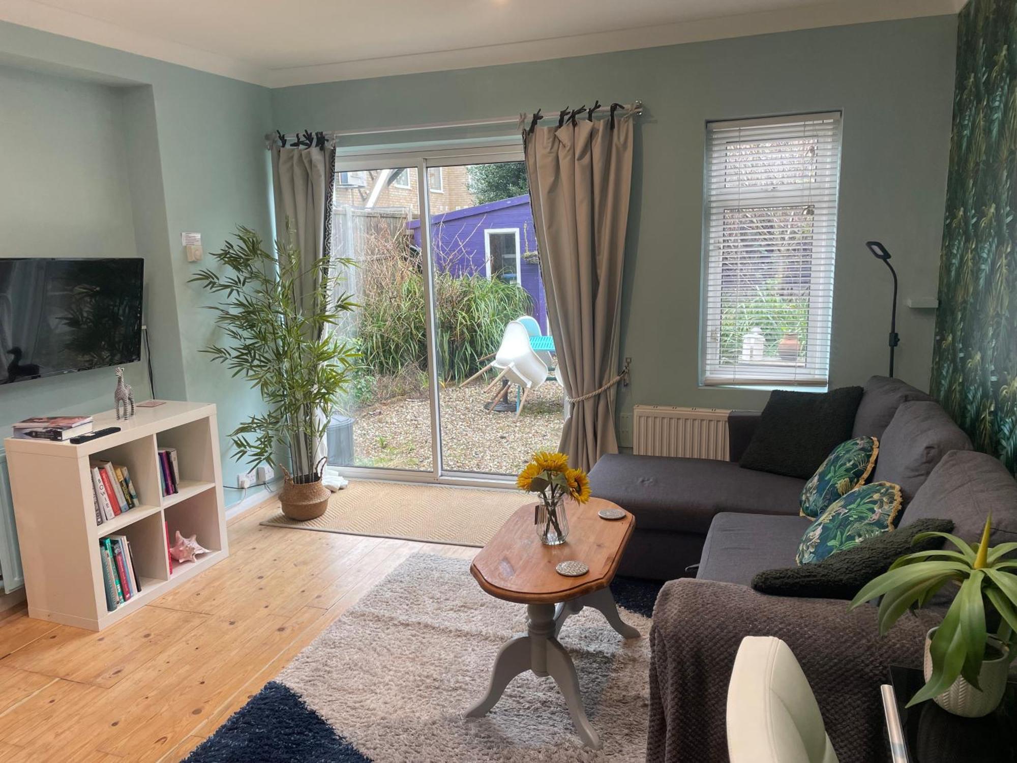 Right By Leigh Broadway Private Garden Large Ground Fl Apt Southend-on-Sea Exterior photo